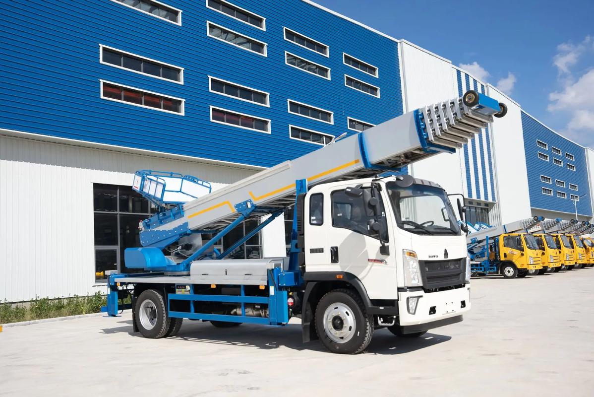 马村出租云梯车高空作业车 建筑垃圾搬运